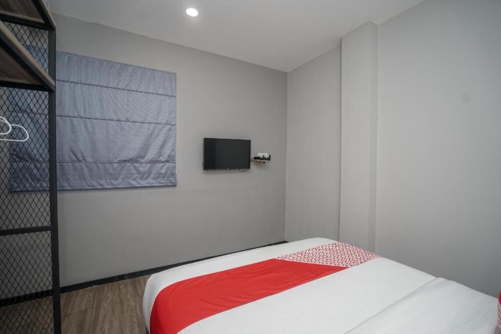 פאלמבאנג Oyo 568 Rajawali Homestay מראה חיצוני תמונה
