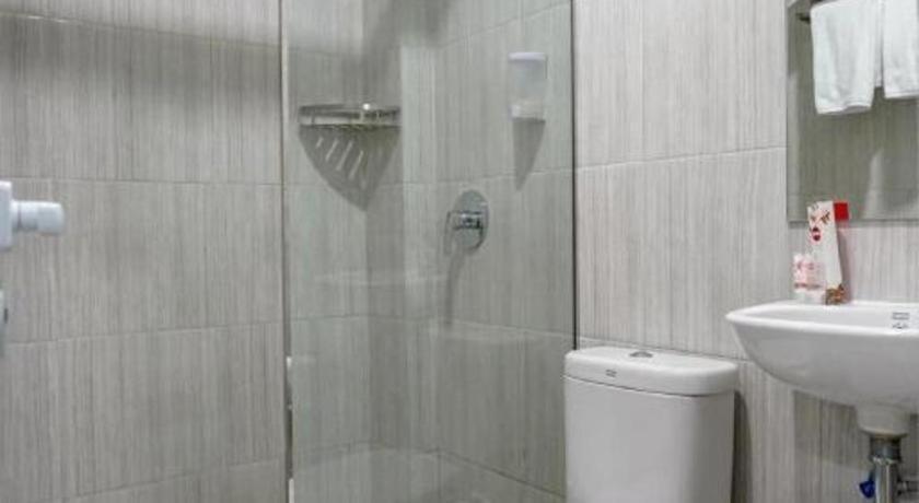 פאלמבאנג Oyo 568 Rajawali Homestay מראה חיצוני תמונה