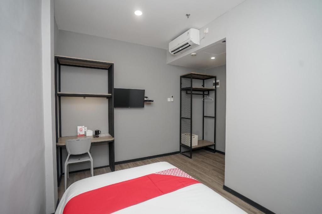 פאלמבאנג Oyo 568 Rajawali Homestay מראה חיצוני תמונה