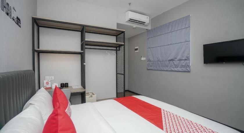 פאלמבאנג Oyo 568 Rajawali Homestay מראה חיצוני תמונה