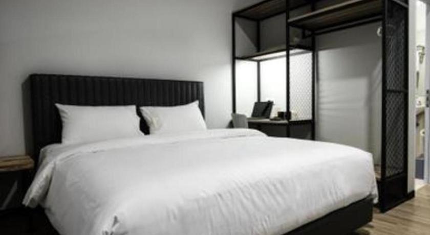 פאלמבאנג Oyo 568 Rajawali Homestay מראה חיצוני תמונה