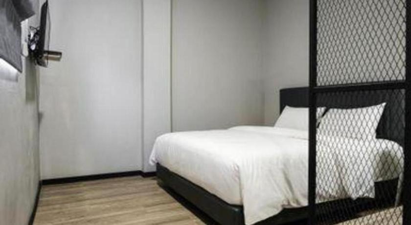 פאלמבאנג Oyo 568 Rajawali Homestay מראה חיצוני תמונה